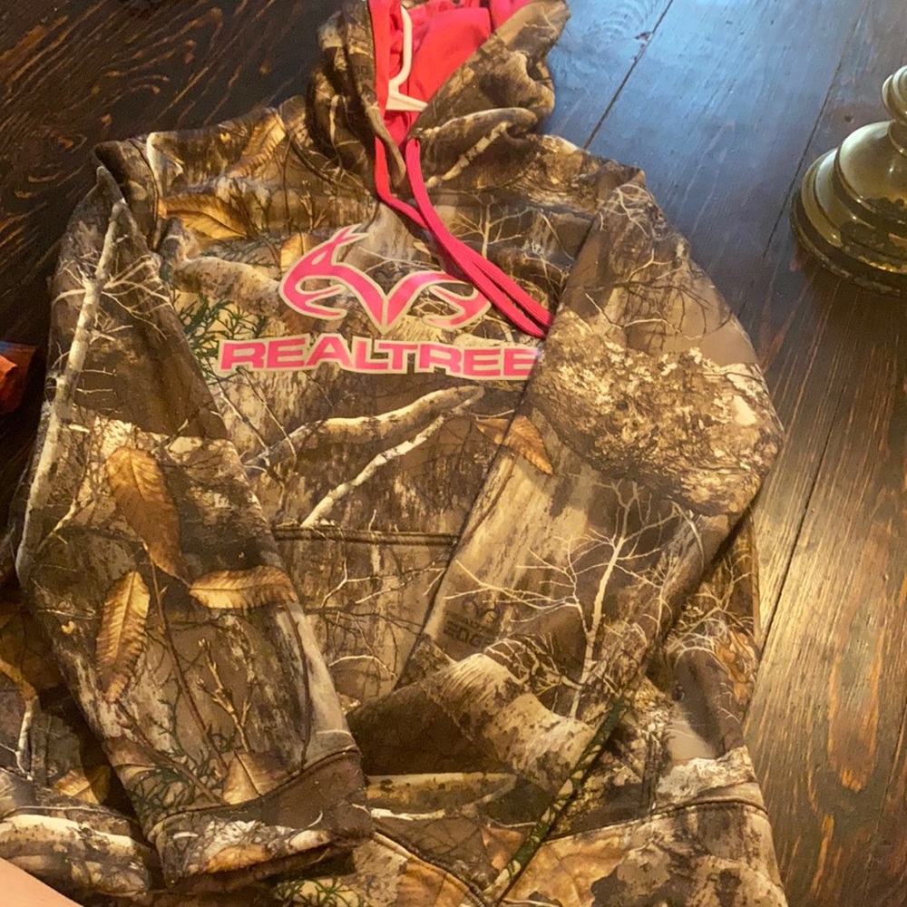 Realtree hoodie size medium 8/10